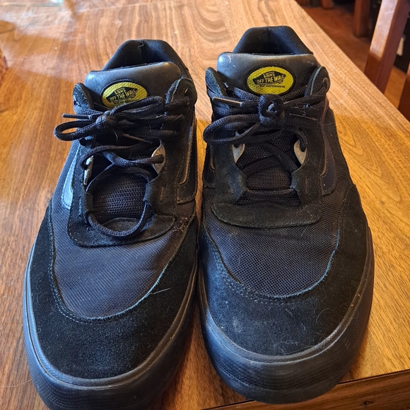 Vans Men's Black Wayvee Sneakers - Picture 1 of 4
